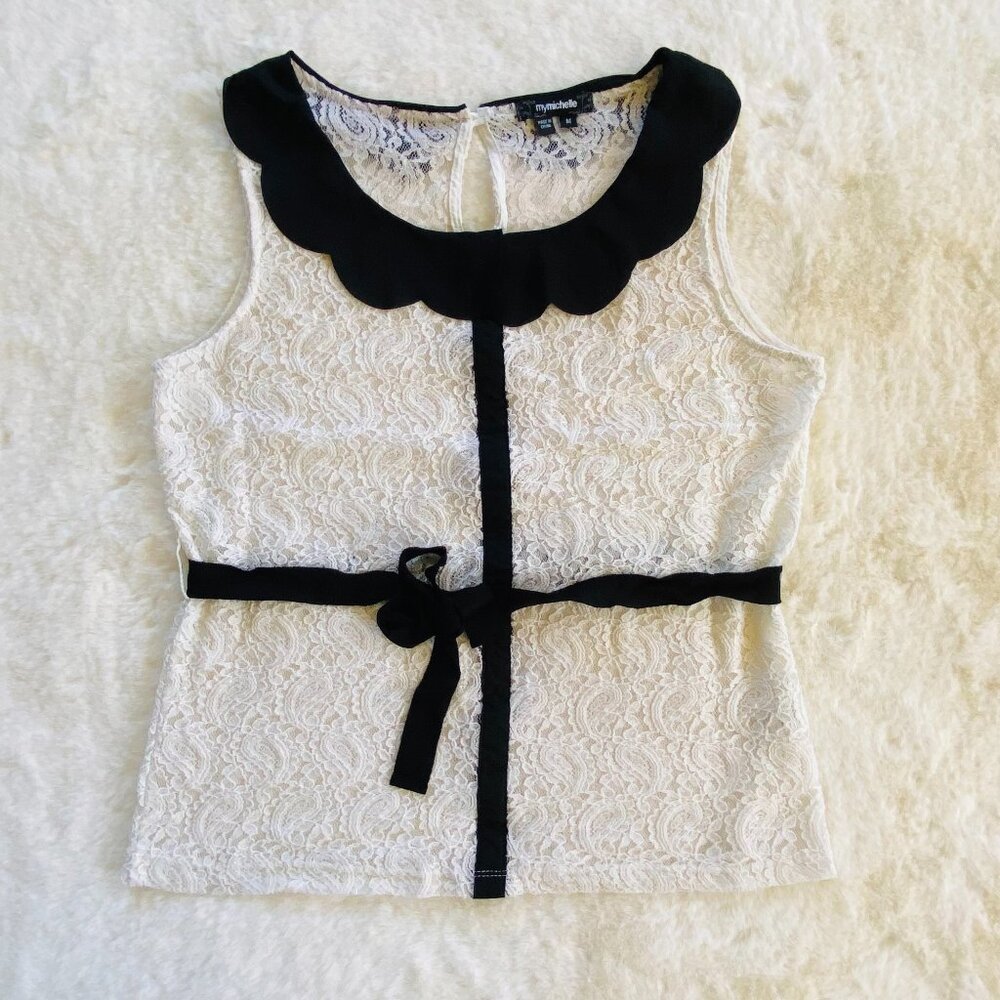 White Lace Sleeveless Top with Scallop Collar Black Ribbon Belt size Medium